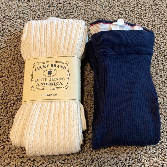 Bundle of 2 Pairs of Lucky Brand Leggings Size XS Navy & Cream- Brand new! - Picture 1 of 7